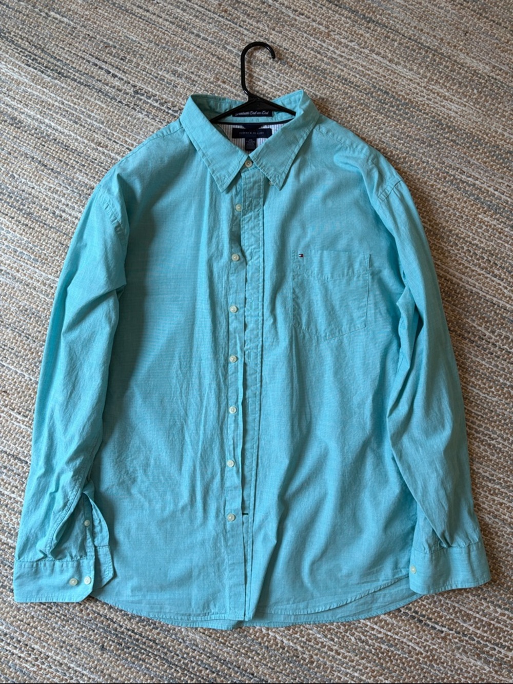 Tommy Hilfiger Men’s XXL Button Down Dress Shirt